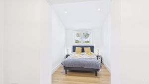 Photo 21- click for photo gallery